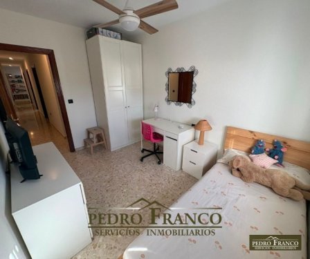 PISO EN VENTA EN ALMENDRALEJO (CTRA.SANTA ANA/ZACARIAS DE LA HERA/ COLEGIO SAN FRANCISCO)