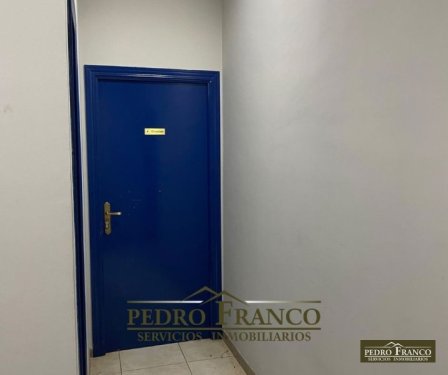 NAVE EN ALQUILER EN ALMENDRALEJO (POLIGONO INDUSTRIAL LAS PICADAS II. C/MECÁNICA(CARREFOUR) PARTE IZQUIERDA)