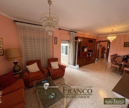 PISO EN VENTA EN ALMENDRALEJO (CENTRO(AYUNTAMIENTO-PARROQUIA-CALLE REAL))
