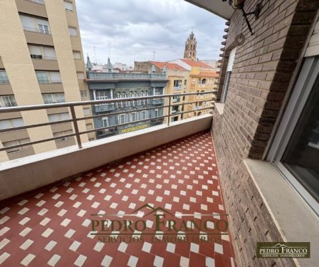 PISO EN VENTA EN ALMENDRALEJO (CENTRO(AYUNTAMIENTO-PARROQUIA-CALLE REAL))
