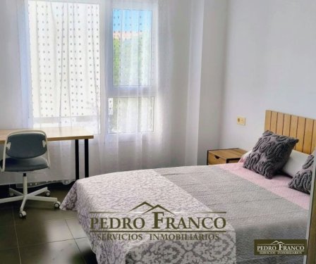 PISO EN VENTA EN ALMENDRALEJO (ESTACIÓN AUTOBUSES/PALACIO DEL VINO/POLIDEPORTIVO)