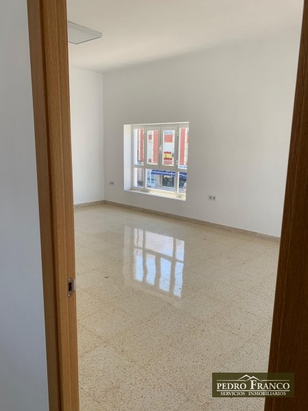 NAVE EN ALQUILER EN ALMENDRALEJO (CTRA.SEVILLA)