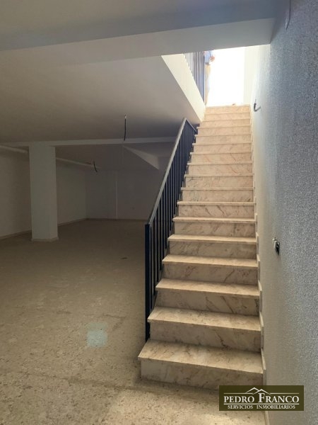 LOCAL EN VENTA EN ALMENDRALEJO (SAN ANTONIO/ SAN BLAS/CENTRO)