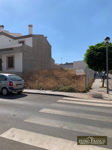 PARCELA URBANA EN VENTA EN ALMENDRALEJO (AVENIDA RAFAEL ALBERTI)