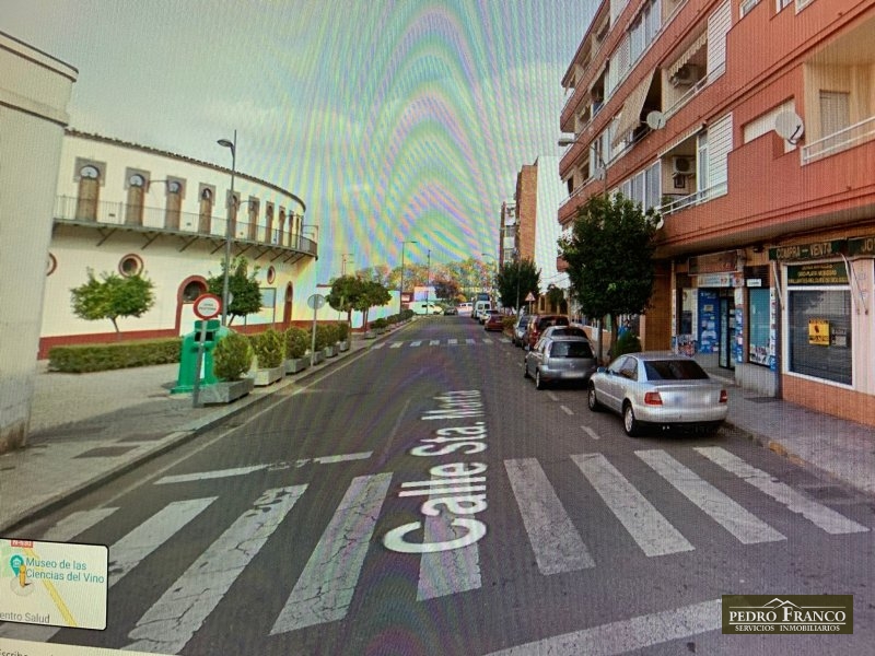 LOCAL EN VENTA/ALQUILER EN ALMENDRALEJO (CTRA,SANTA MARTA)