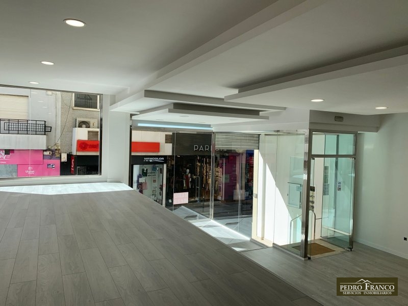 LOCAL EN ALQUILER EN ALMENDRALEJO (CENTRO(FRANCISCO PIZARRO-ESPRONCEDA-PLAZA SOL))