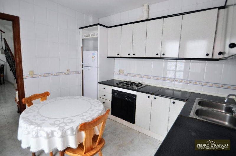 CASA EN VENTA EN ALMENDRALEJO (PLAZA CORAZÓN DE MARIA/CUARTEL GUARDIA CIVIL/COLEGIO SAN FRANCISCO)