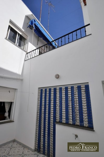 CASA EN VENTA EN ALMENDRALEJO (PLAZA CORAZÓN DE MARIA/CUARTEL GUARDIA CIVIL/COLEGIO SAN FRANCISCO)