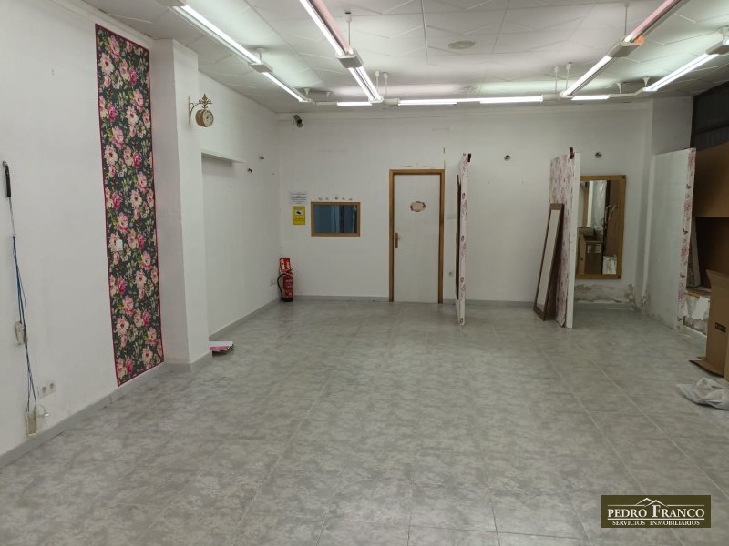 LOCAL EN ALQUILER EN ALMENDRALEJO (CENTRO(FRANCISCO PIZARRO-ESPRONCEDA-PLAZA SOL))