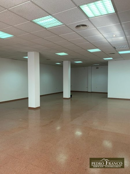 LOCAL EN ALQUILER EN ALMENDRALEJO (AVENIDA DE LA PAZ)