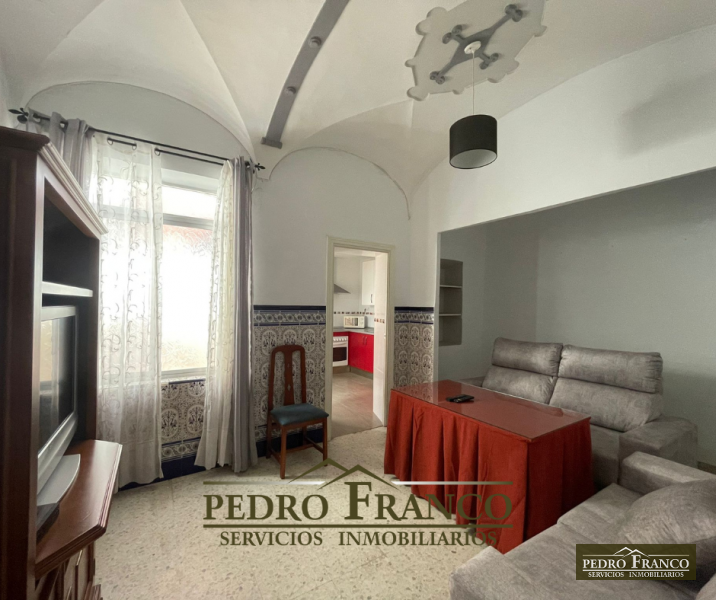 CASA EN ALQUILER EN ALMENDRALEJO (MERCADO)