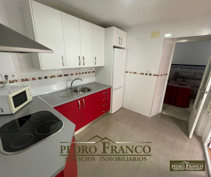 CASA EN ALQUILER EN ALMENDRALEJO (MERCADO)