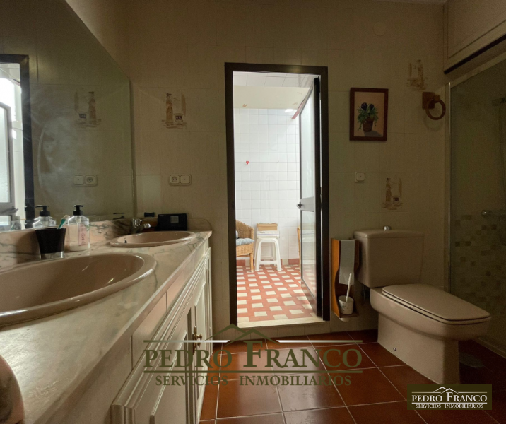CASA EN VENTA EN ALMENDRALEJO (CENTRO/FCO.PIZARRO/CALLE SAN JOSE)