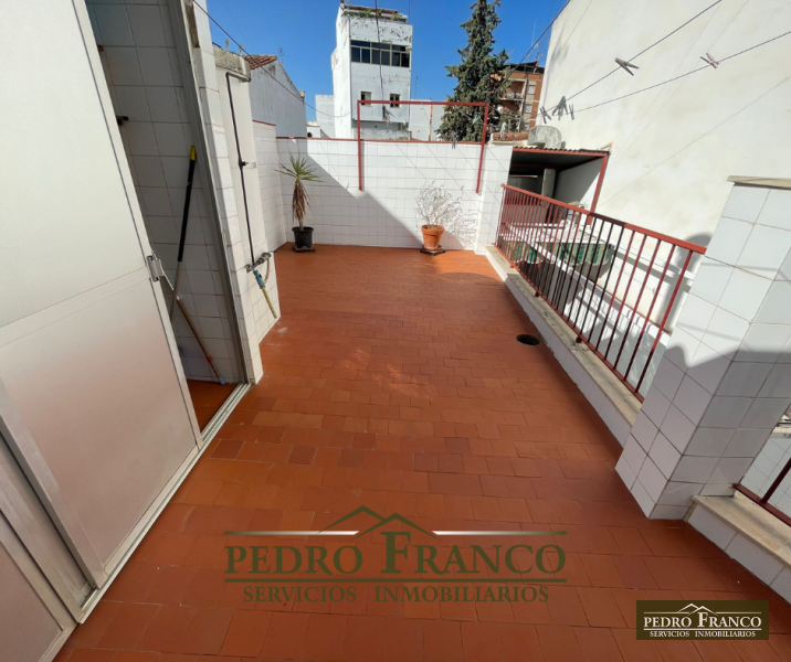 CASA EN VENTA EN ALMENDRALEJO (CENTRO/FCO.PIZARRO/CALLE SAN JOSE)
