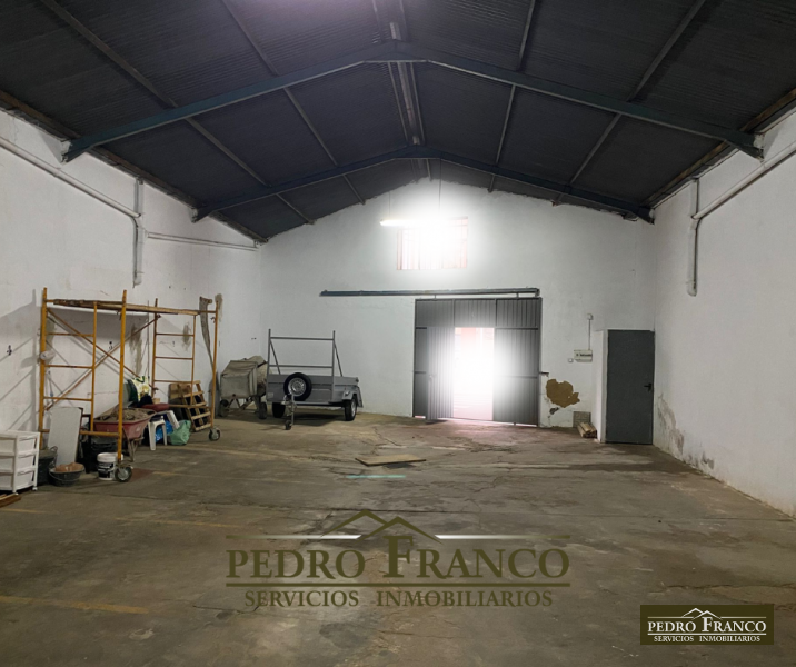 NAVE EN VENTA EN ALMENDRALEJO (SAN JOSE)
