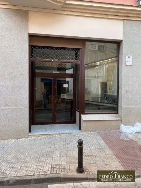 LOCAL EN ALQUILER EN ALMENDRALEJO (CENTRO(FRANCISCO PIZARRO-ESPRONCEDA-PLAZA SOL))