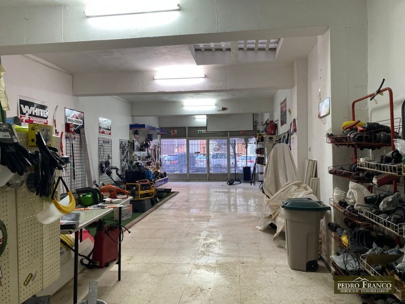 LOCAL EN ALQUILER EN ALMENDRALEJO (SAN ANTONIO/ SAN BLAS/CENTRO)