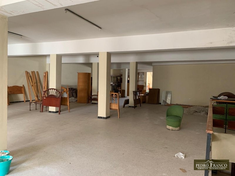 LOCAL EN VENTA EN ALMENDRALEJO (CENTRO(FRANCISCO PIZARRO-ESPRONCEDA-PLAZA SOL))