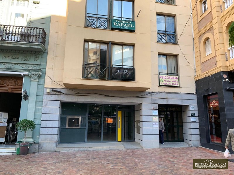 LOCAL EN ALQUILER EN ALMENDRALEJO (CENTRO(AYUNTAMIENTO-PARROQUIA-CALLE REAL))