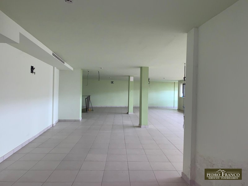 LOCAL EN ALQUILER EN ALMENDRALEJO (CAMPO DE FUTBOL/FRAY ALONSO CABEZAS)