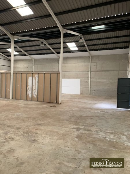 NAVE EN ALQUILER EN ALMENDRALEJO (CRTA.BADAJOZ  ZONA- NAVES Nº3(MARGEN DERECHO))