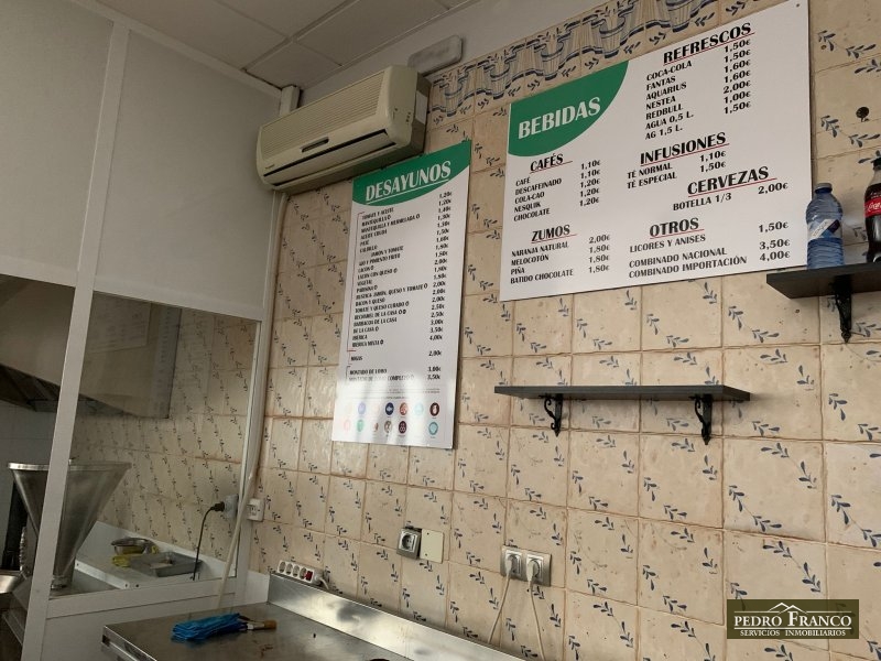 LOCAL EN ALQUILER EN ALMENDRALEJO (CAMPO DE FUTBOL/FRAY ALONSO CABEZAS)