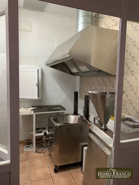 LOCAL EN ALQUILER EN ALMENDRALEJO (CAMPO DE FUTBOL/FRAY ALONSO CABEZAS)