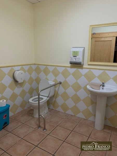 LOCAL EN ALQUILER EN ALMENDRALEJO (CAMPO DE FUTBOL/FRAY ALONSO CABEZAS)