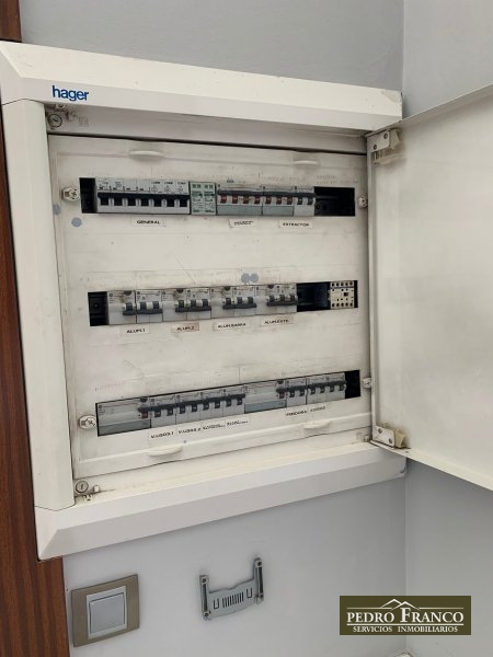 LOCAL EN ALQUILER EN ALMENDRALEJO (CAMPO DE FUTBOL/FRAY ALONSO CABEZAS)