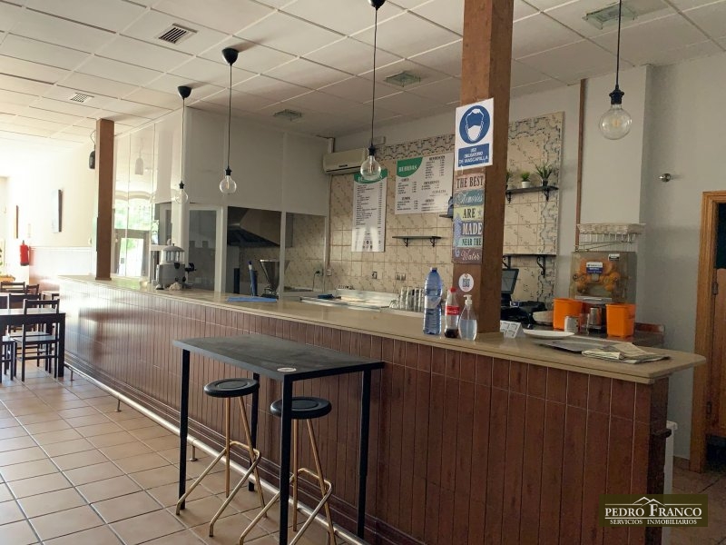 LOCAL EN ALQUILER EN ALMENDRALEJO (CAMPO DE FUTBOL/FRAY ALONSO CABEZAS)