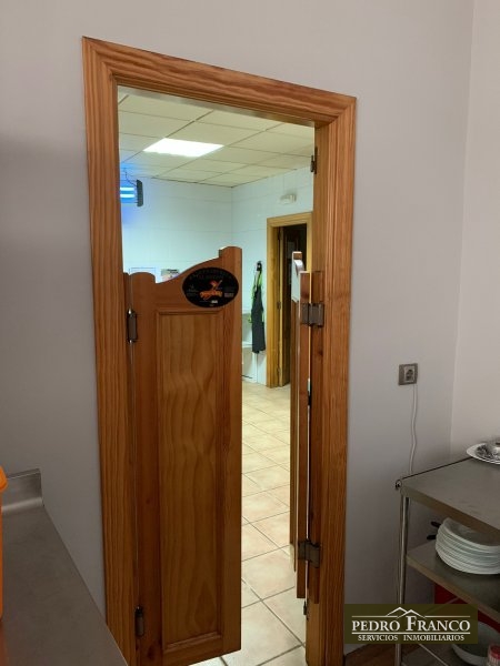 LOCAL EN ALQUILER EN ALMENDRALEJO (CAMPO DE FUTBOL/FRAY ALONSO CABEZAS)