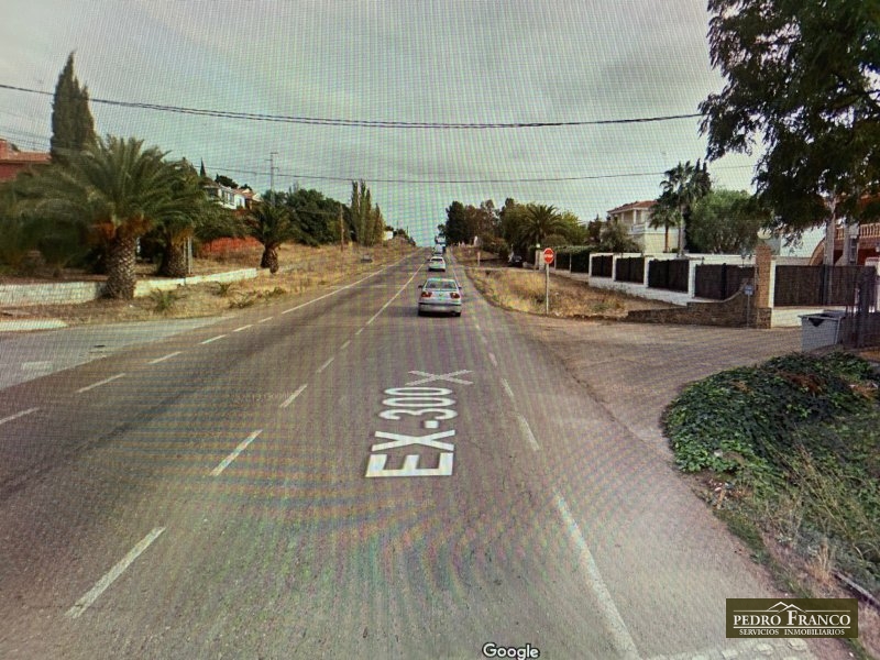 CHALET EN VENTA EN ALMENDRALEJO (SAN MARCOS-LAS ROCAS)