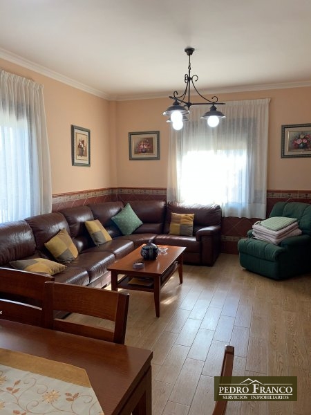 CHALET EN VENTA EN ALMENDRALEJO (SAN MARCOS(ERMITA-OLIVOS-TIZA-RESTO))