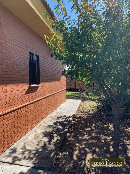 CHALET EN VENTA EN ALMENDRALEJO (SAN MARCOS(ERMITA-OLIVOS-TIZA-RESTO))