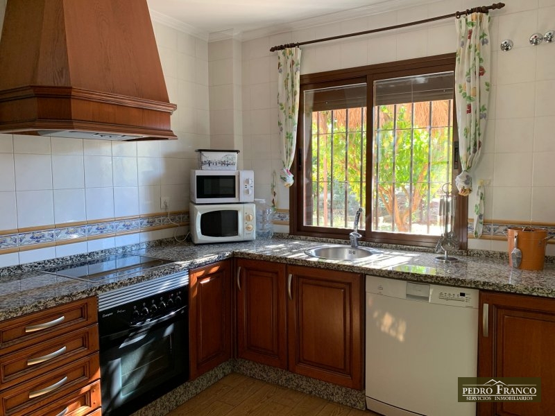 CHALET EN VENTA EN ALMENDRALEJO (SAN MARCOS(ERMITA-OLIVOS-TIZA-RESTO))