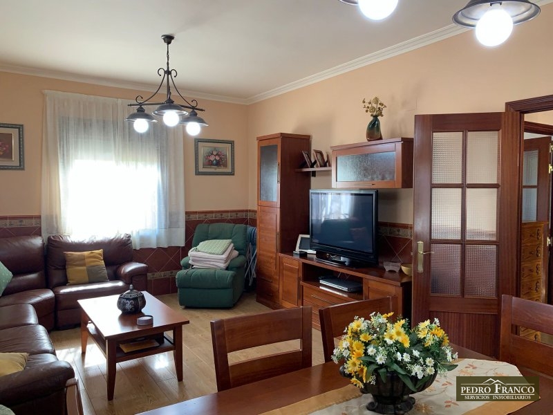 CHALET EN VENTA EN ALMENDRALEJO (SAN MARCOS(ERMITA-OLIVOS-TIZA-RESTO))
