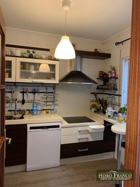  EDIFICIO-LOCAL CON  NEGOCIO ACTIVO + PISO( ENTRADA INDEPENDIENTE) EN VENTA EN ALMENDRALEJO (SAN JOSE - INSTITUTO-AMBULATORIO)