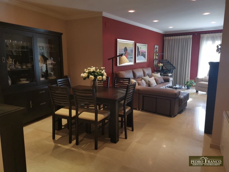 PISO EN VENTA EN ALMENDRALEJO (CENTRO (COLEGIO ORTEGA Y GASSET-PARQUE ESPRONCEDA))