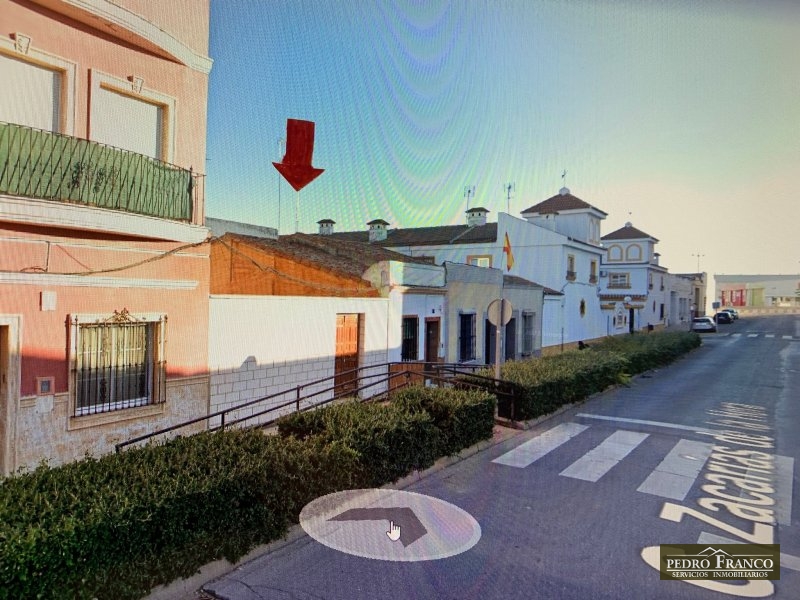 PARCELA/SOLAR EN VENTA EN ALMENDRALEJO (SANTIAGO)