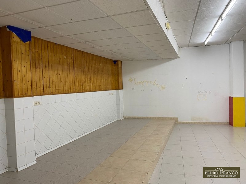LOCAL EN ALQUILER EN ALMENDRALEJO (CENTRO (AYUNTAMIENTO-SANTA CLARA))