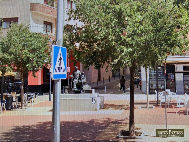 LOCAL EN VENTA EN ALMENDRALEJO (AVENIDA DE LA PAZ)