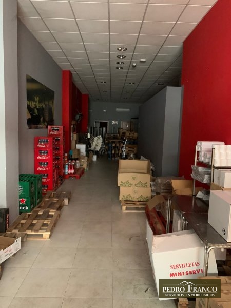 LOCAL EN VENTA EN ALMENDRALEJO (AVENIDA DE LA PAZ)