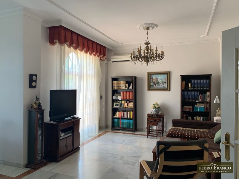 CHALET EN VENTA EN ALMENDRALEJO (SAN MARCOS-LAS ROCAS)