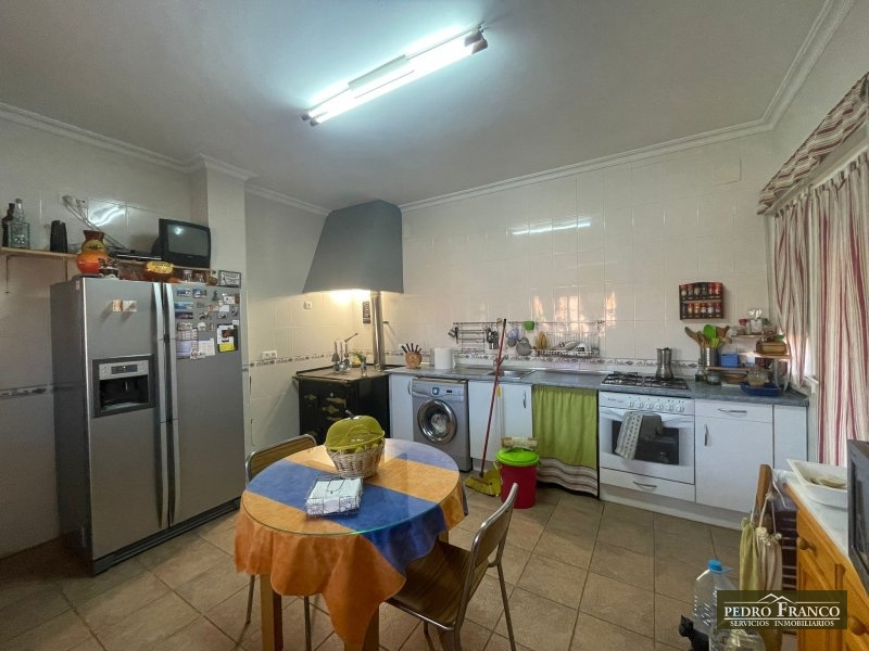 CHALET EN VENTA EN ALMENDRALEJO (SAN MARCOS(ERMITA-OLIVOS-TIZA-RESTO))