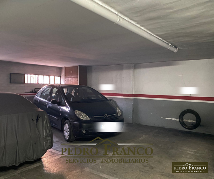 GARAJE EN VENTA EN ALMENDRALEJO (SAN ANTONIO/ SAN BLAS/CENTRO)