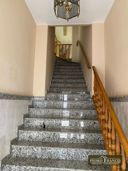 LOCAL EN VENTA EN ALMENDRALEJO (CENTRO(AYUNTAMIENTO-PARROQUIA-CALLE REAL))