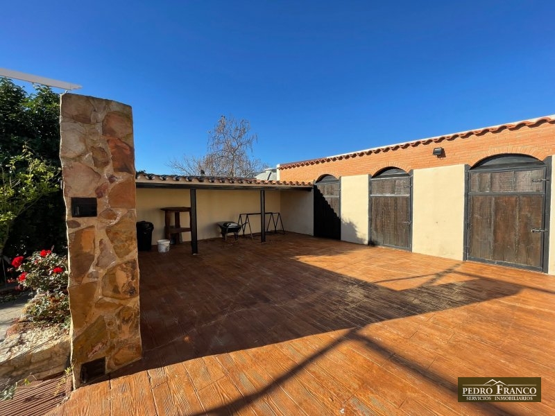 CHALET EN VENTA EN ALMENDRALEJO (SAN MARCOS)