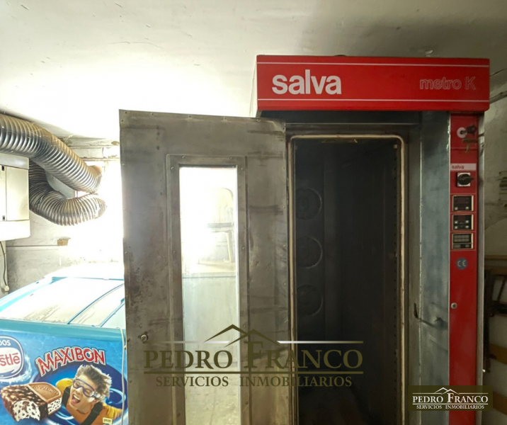 COMPLEJO HOSTELERO (LOCAL-VIVIENDA) EN VENTA EN ALMENDRALEJO (SAN MARCOS)