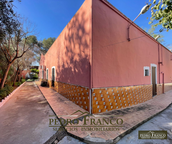 COMPLEJO HOSTELERO (LOCAL-VIVIENDA) EN VENTA EN ALMENDRALEJO (SAN MARCOS)