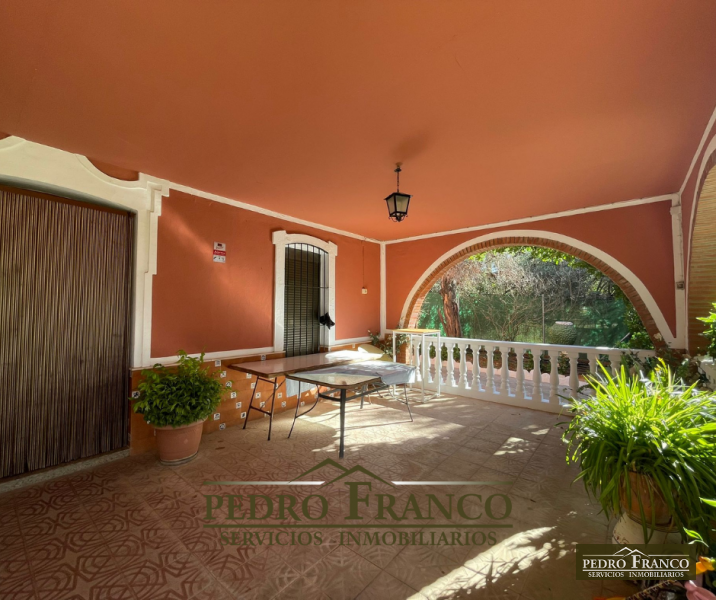 COMPLEJO HOSTELERO (LOCAL-VIVIENDA) EN VENTA EN ALMENDRALEJO (SAN MARCOS)